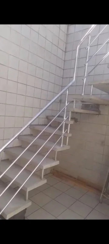Corrimão de escada de ferro