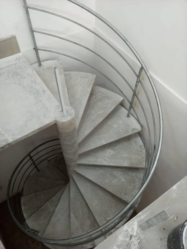 Escada helicoidal pré moldada em São Paulo