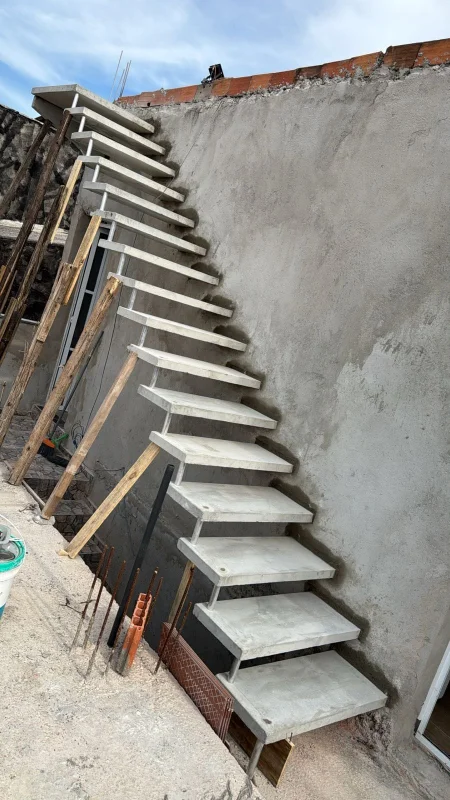 Escada pré moldada para sala em São Paulo