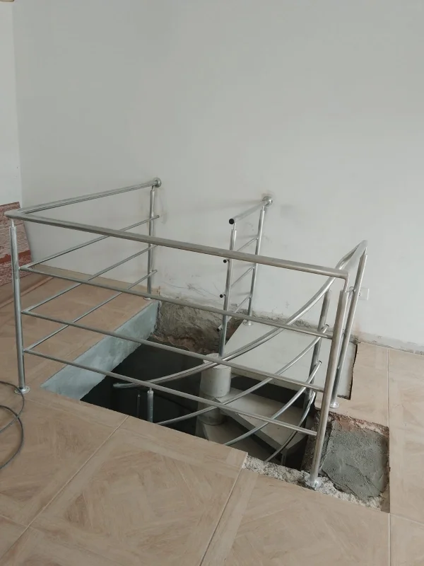 Guarda corpo de ferro para escada externa
